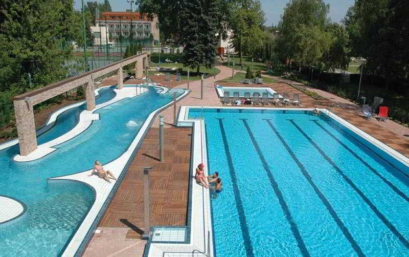 Holiday Beach Budapest Wellness Hotel With Sauna Park מתקנים תמונה
