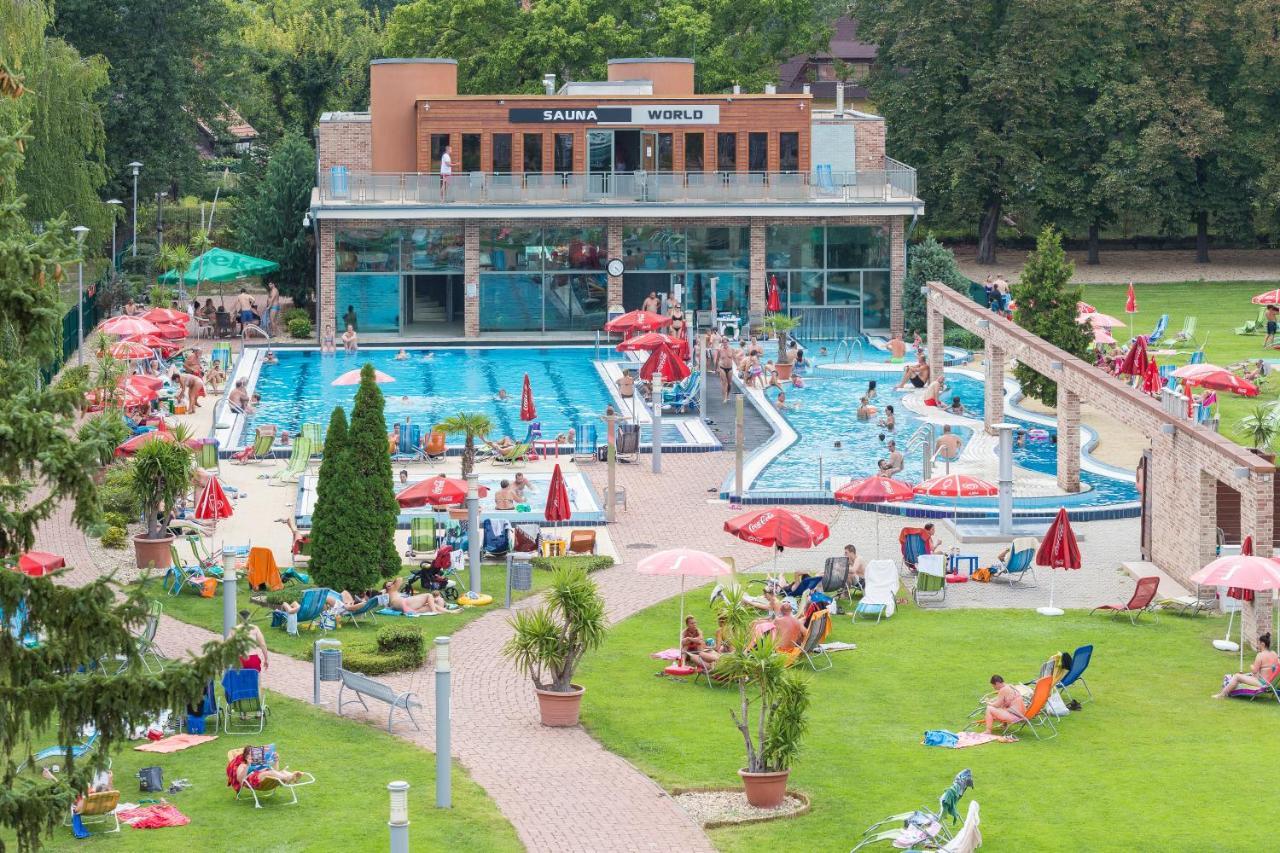 Holiday Beach Budapest Wellness Hotel With Sauna Park מראה חיצוני תמונה